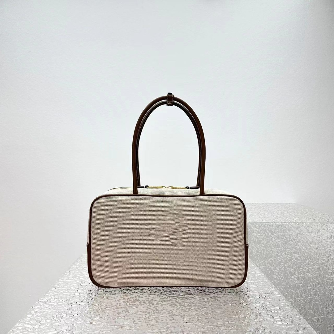 Miumiu-canvas bag-35cm