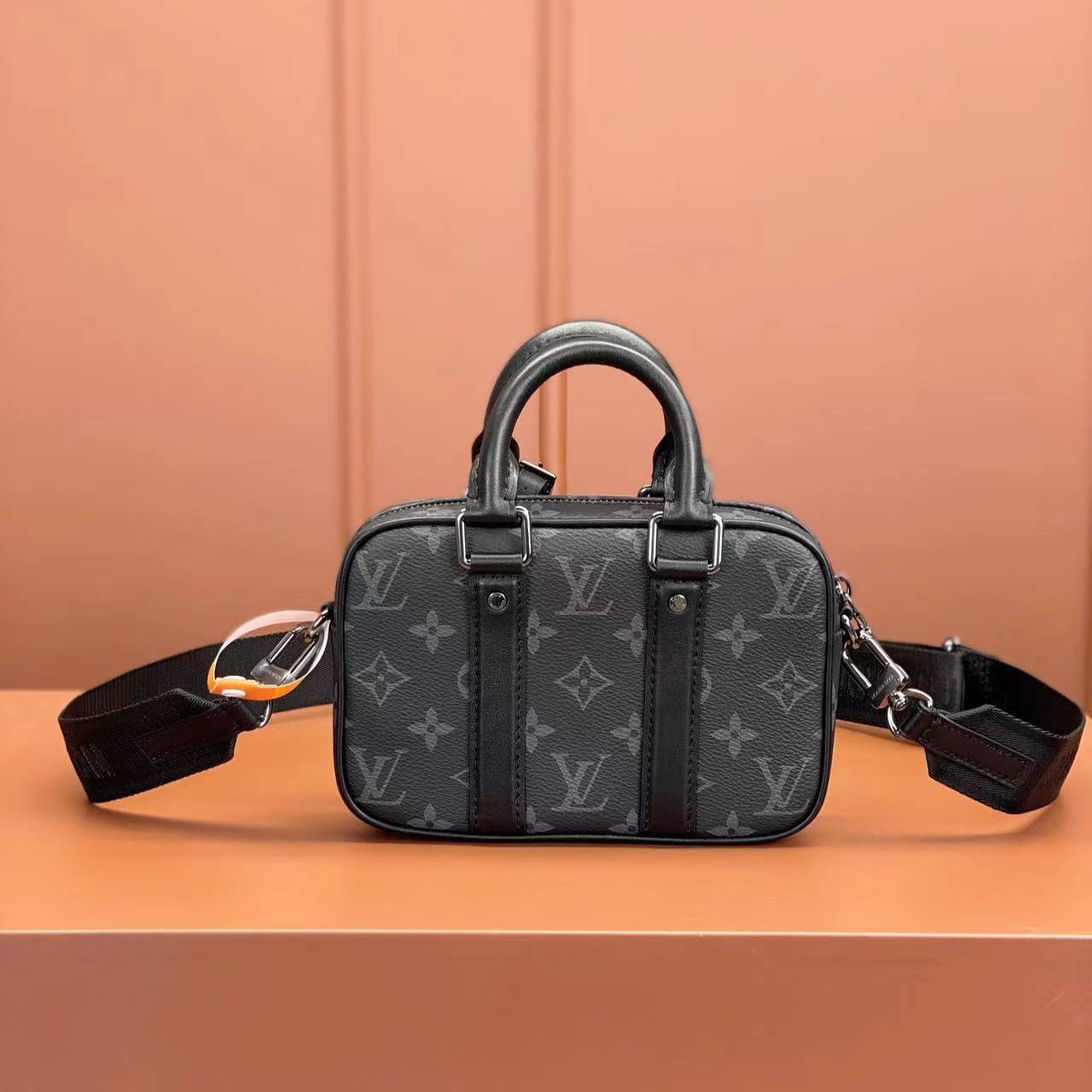 Lv -Nano Porte Documents Voyage-20cm
