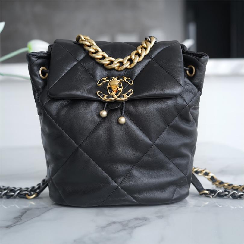 Chanel -24C -19 bag-26cm