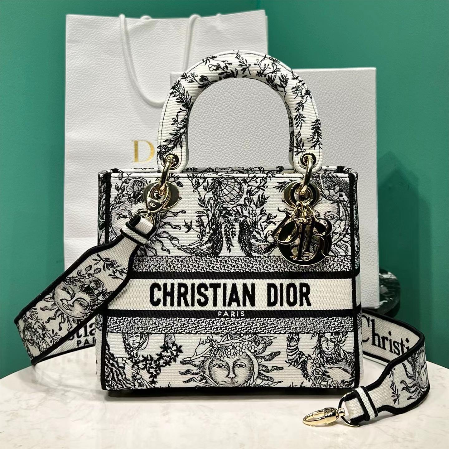 Dior-Book tote-24cm