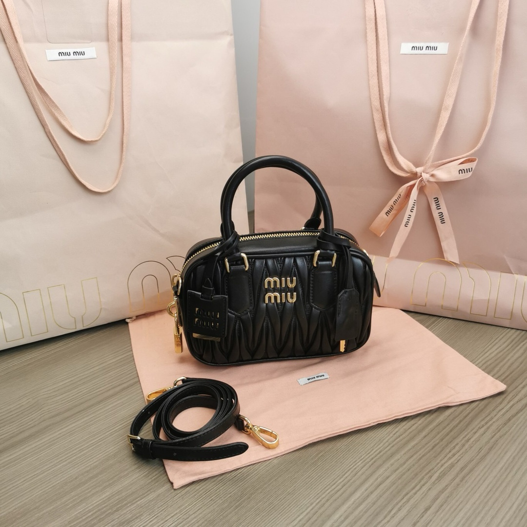 MiuMiu-Padded-24cm