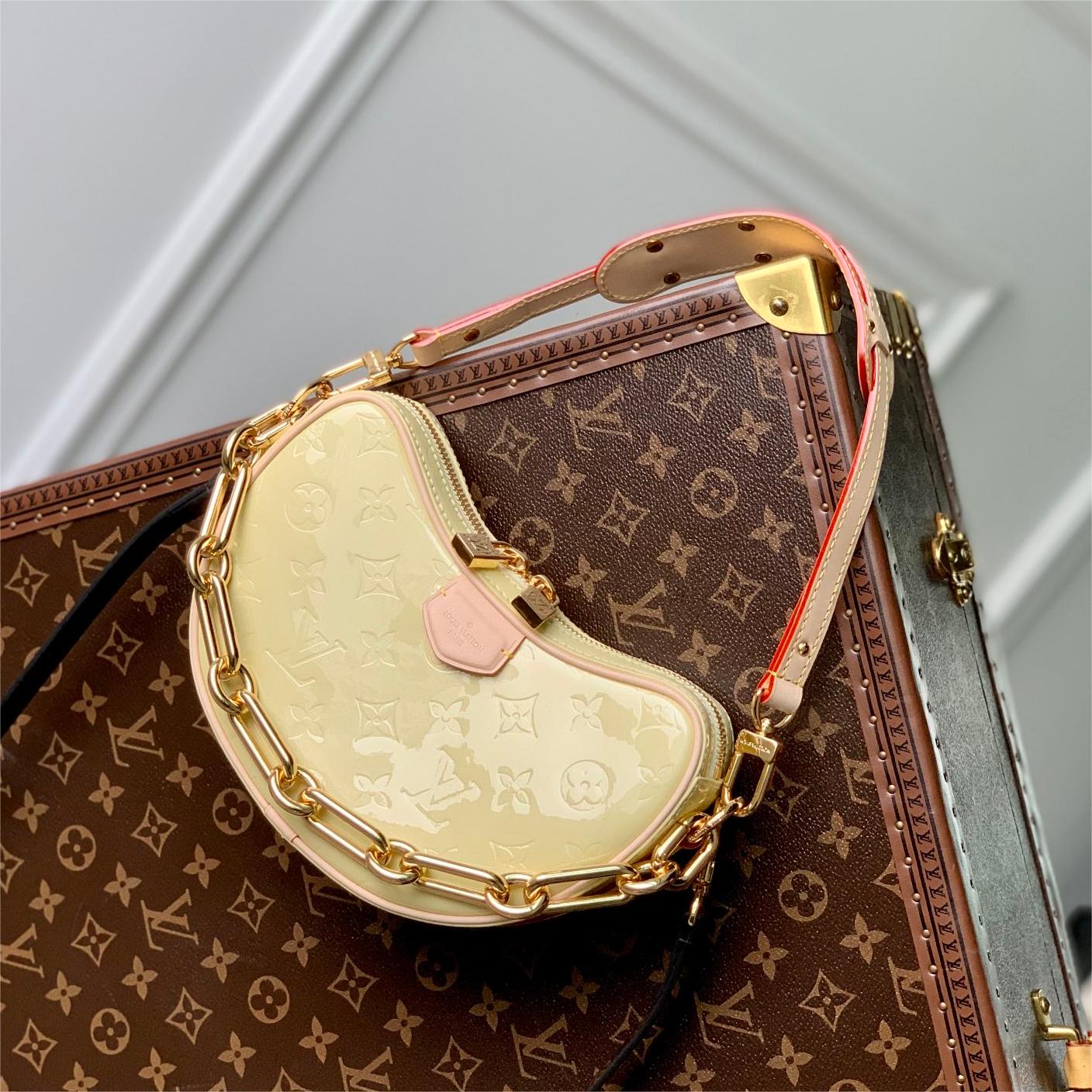 Lv-Croissant-21cm