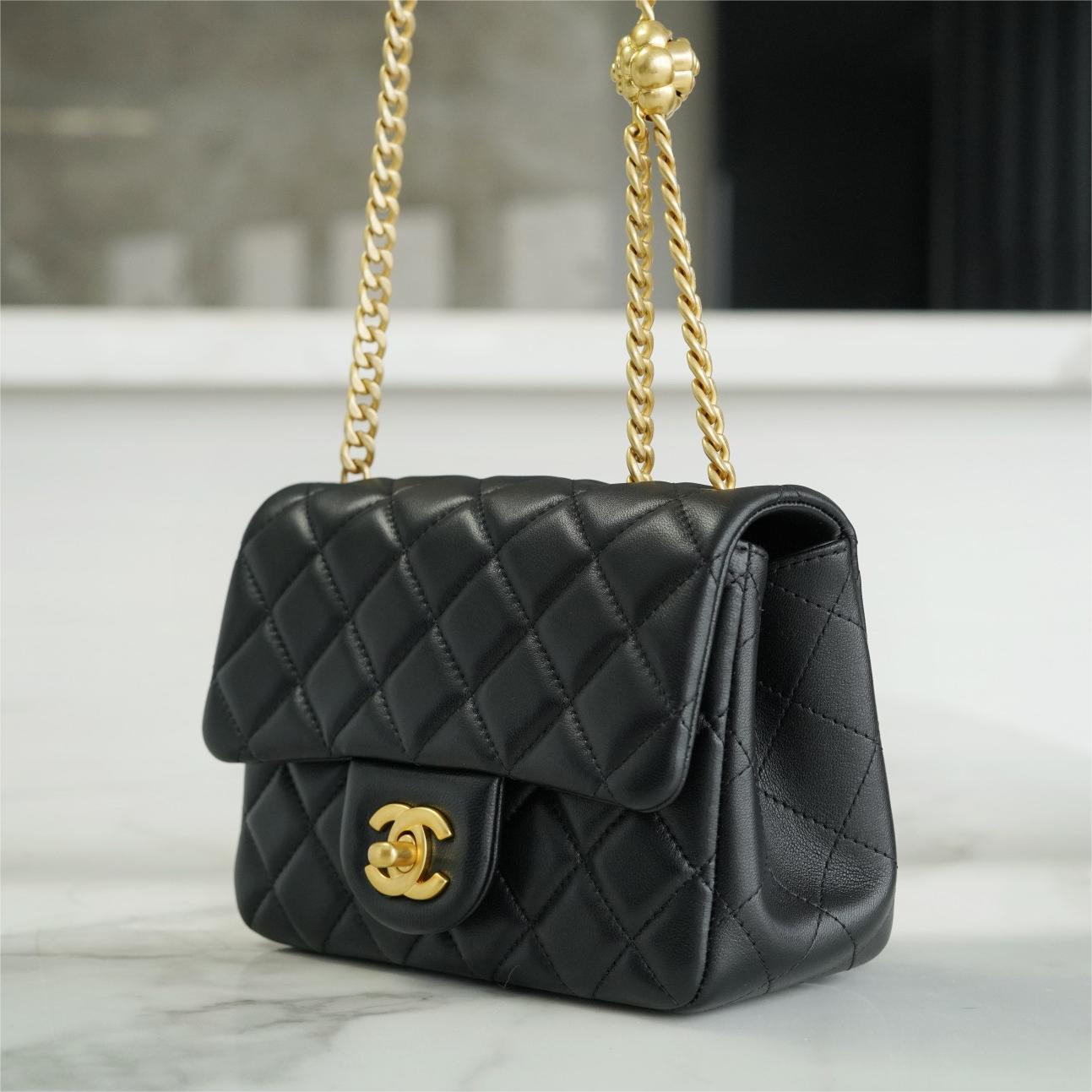Chanel 23S Classic Flap -18cm