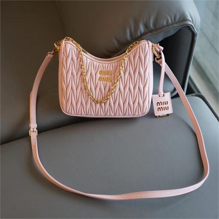 miumiu-metelasse-20cm