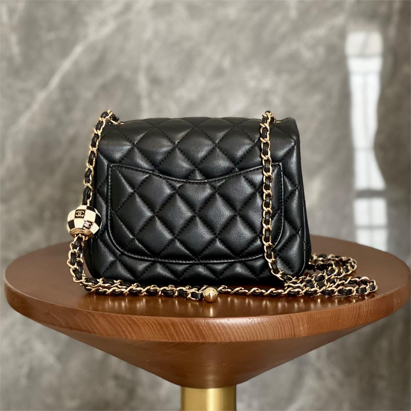Chanel -24C Flap Bag-18cm