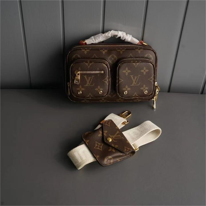 Lv-Utility Crossbody-18cm