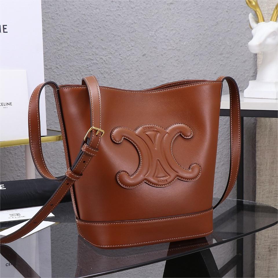 CELINE-TRIOMPHE-30cm