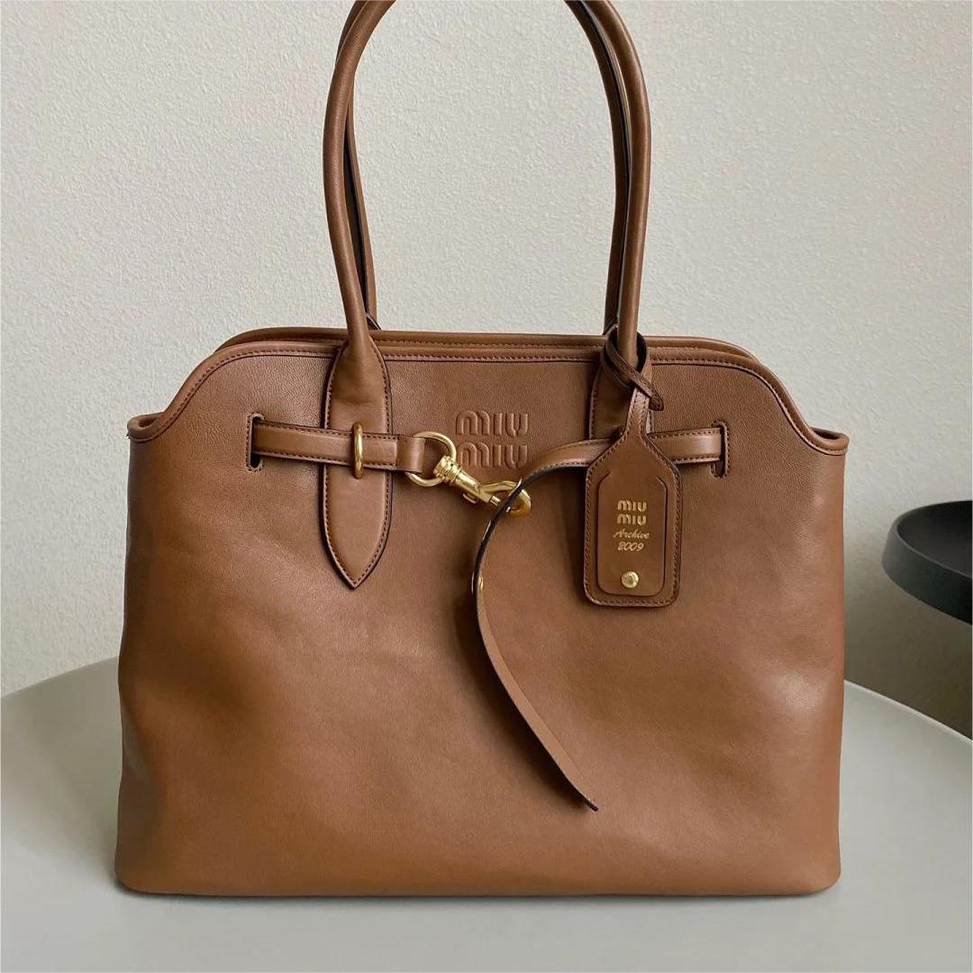 Miumiu-Aventure-40cm