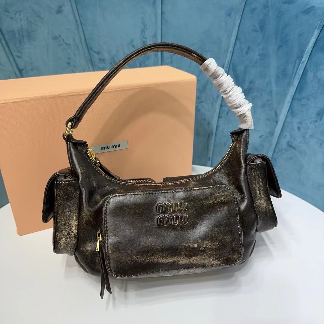 Miumiu-Hobo-21cm