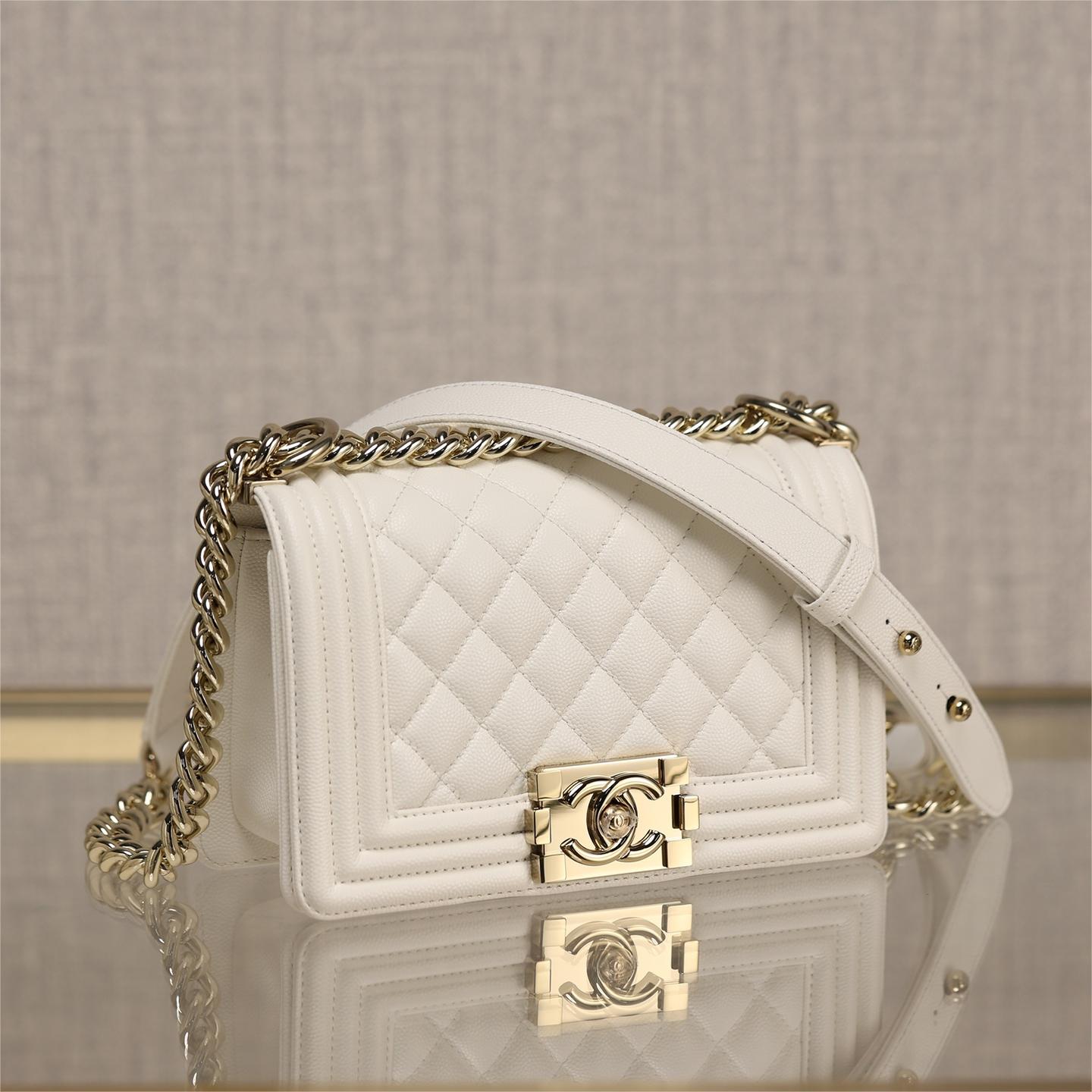 Chanel -Leboy -20.5cm