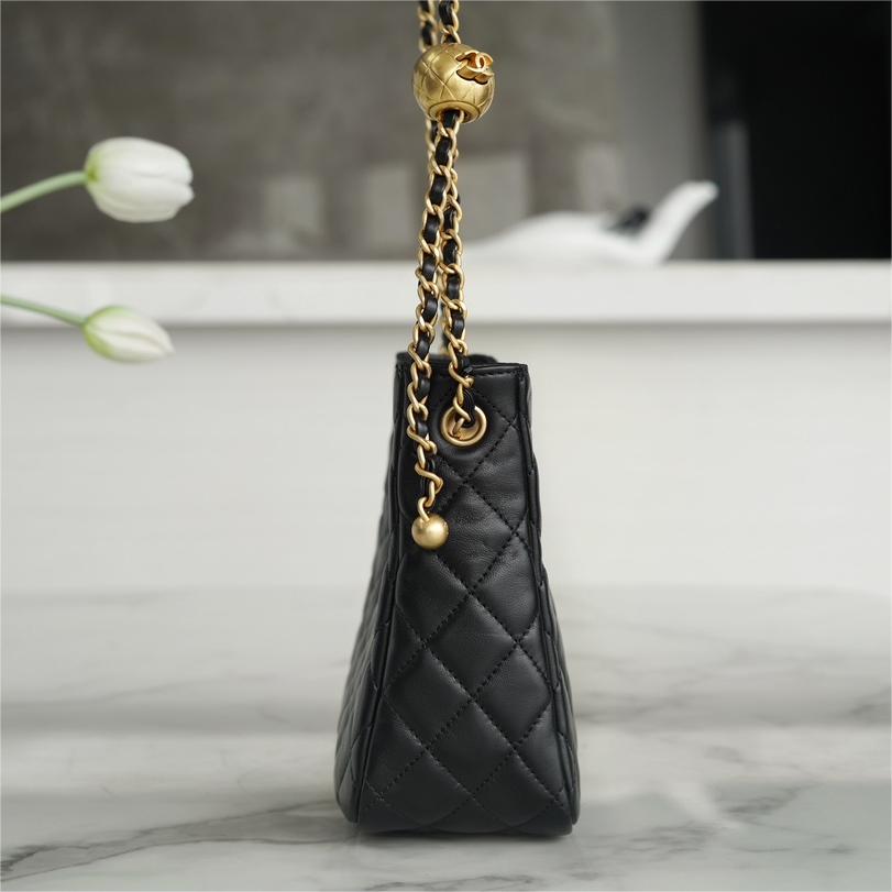 Chanel -22K Hobo-19cm