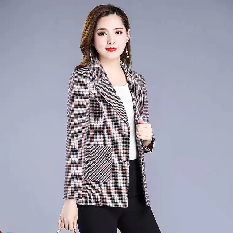 Blazer Kotak-kotak Ramping Bergaya