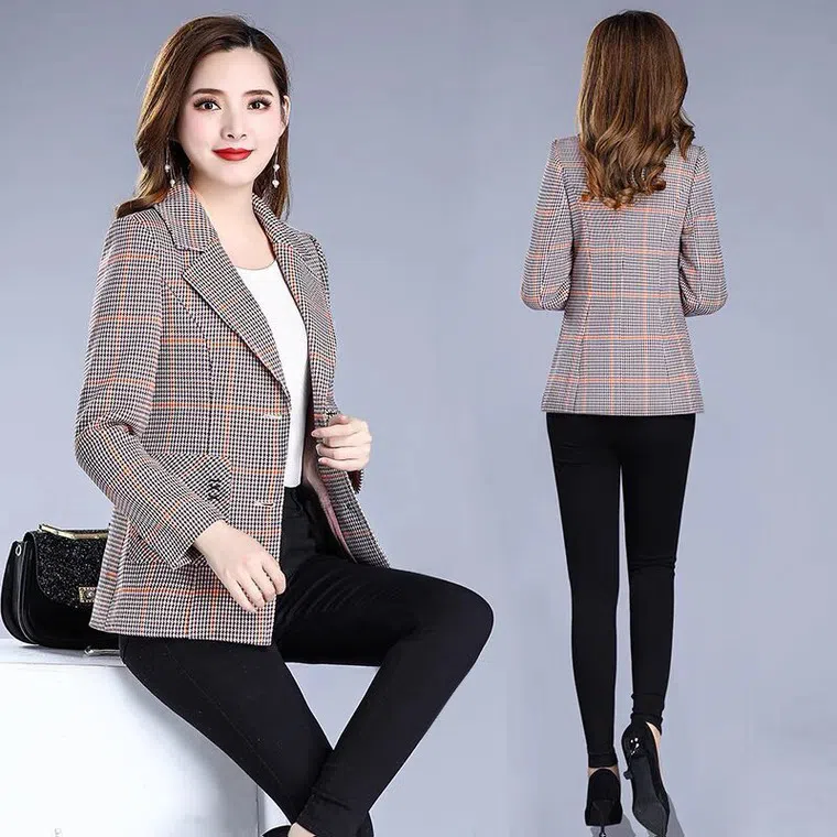 Blazer Kotak-kotak Ramping Bergaya