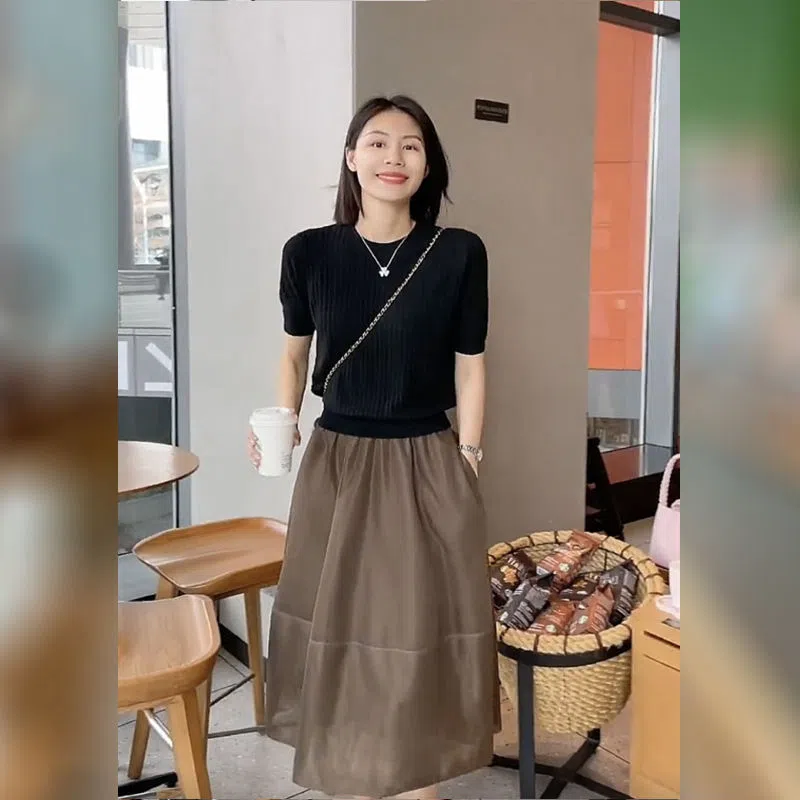 Setelan rok mode dua potong