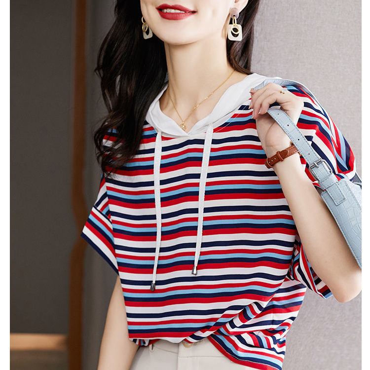 Atasan berkerudung sutra murbei bergaris