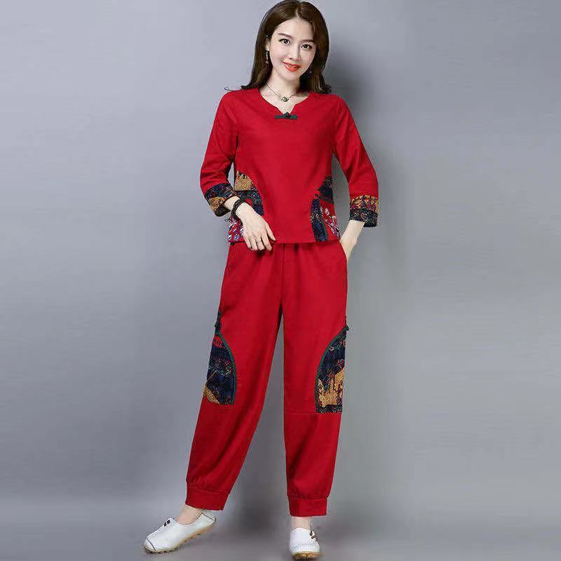 set dua potong celana atas katun dan linen bersulam