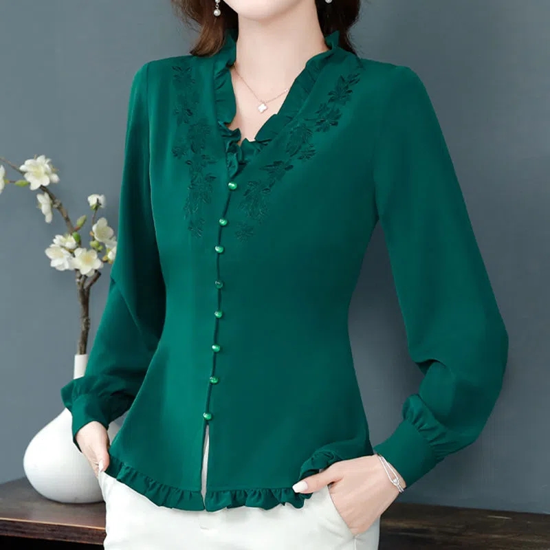 Kemeja bordir kerah V katun dan linen wanita