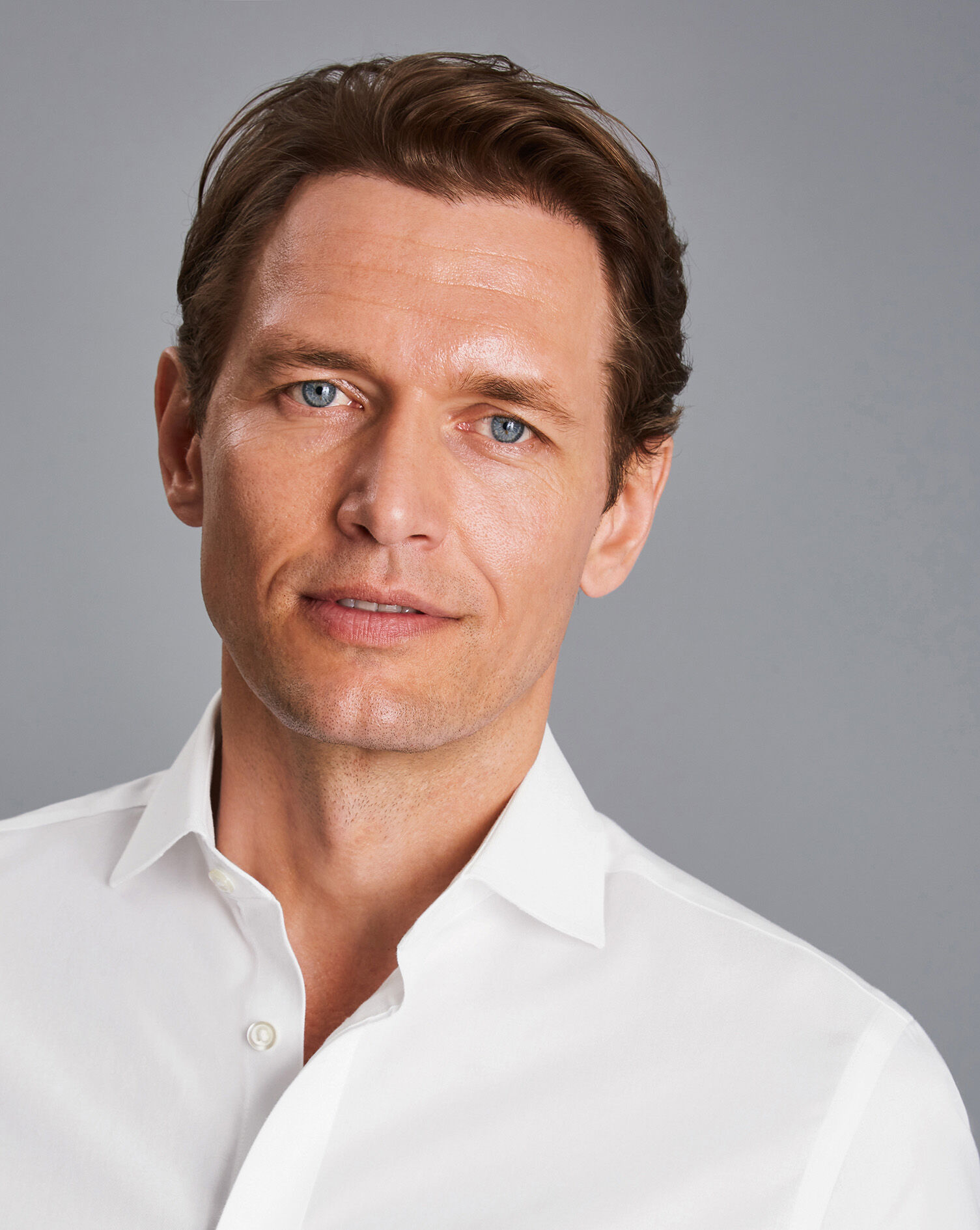 Spread Collar Non-Iron Twill Shirt - White