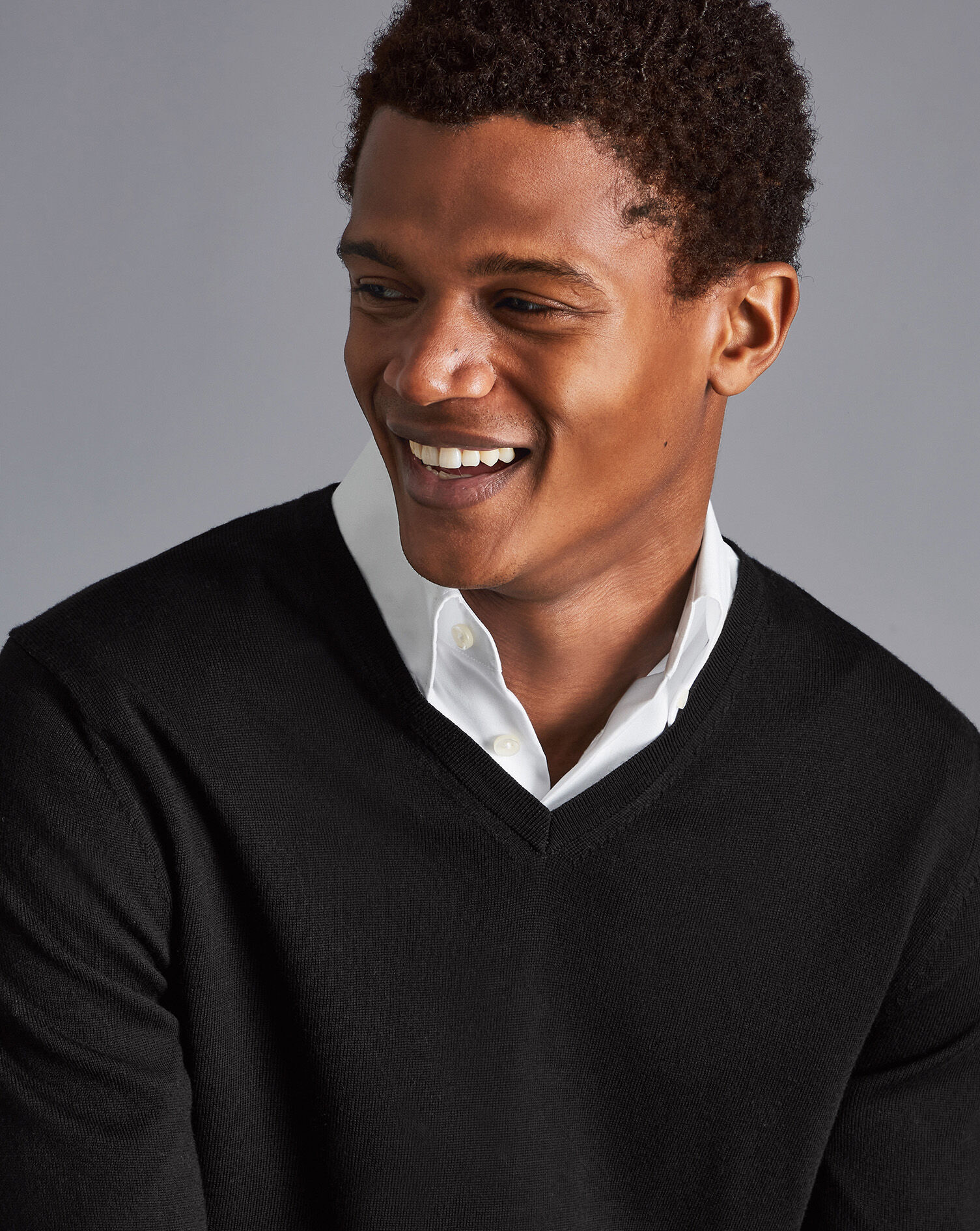 Merino V-Neck Sweater - Black