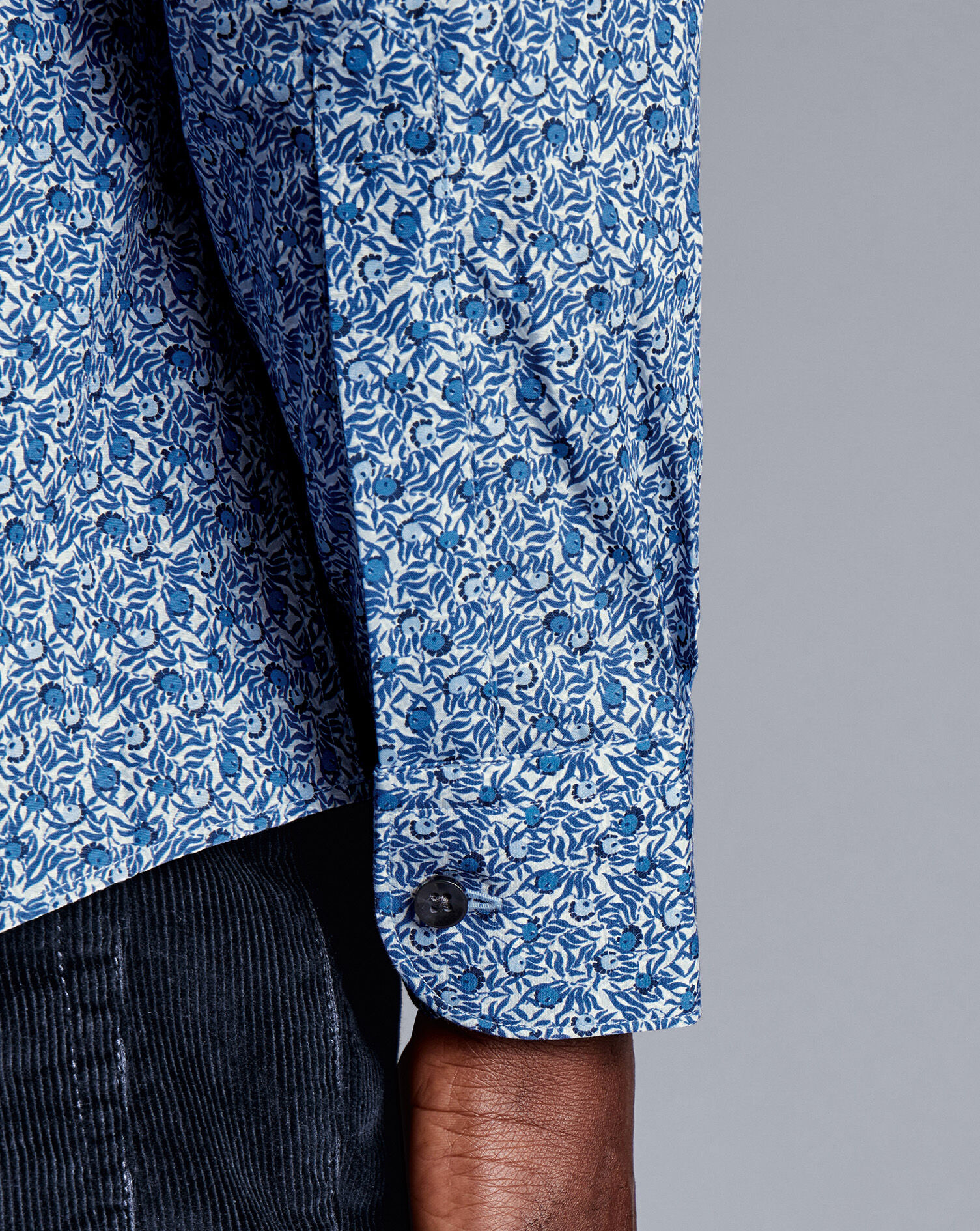 Made With Liberty Fabric Berry Print Semi-Spread Collar Shirt - Indigo Blue