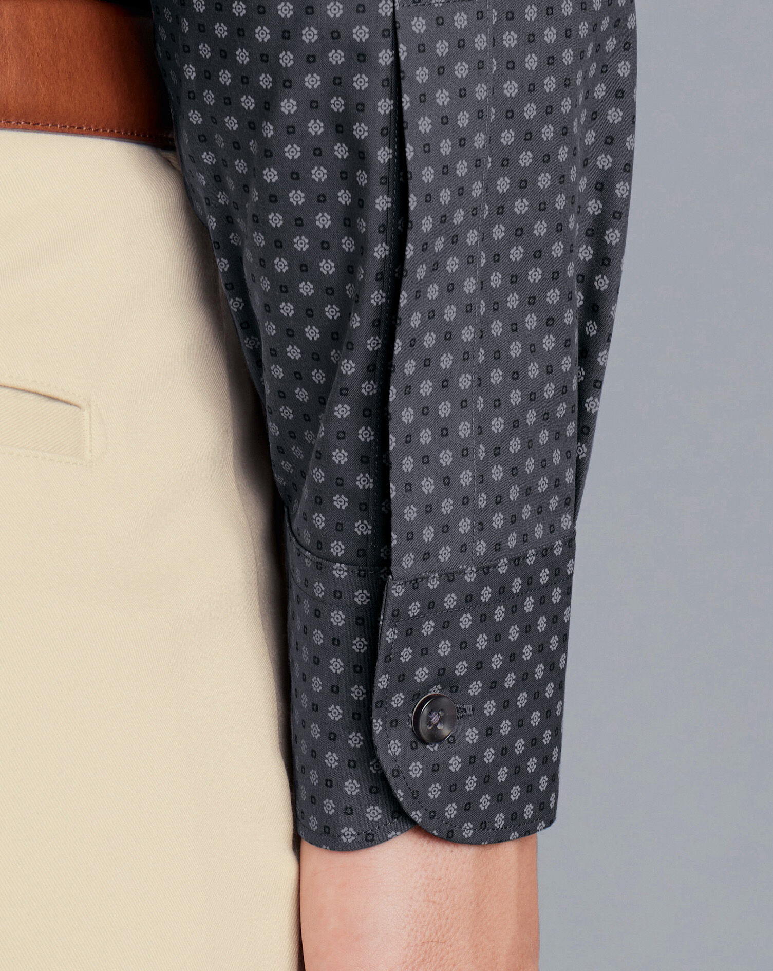 Semi-Spread Collar Medallion Print Non-Iron Shirt - Charcoal Grey