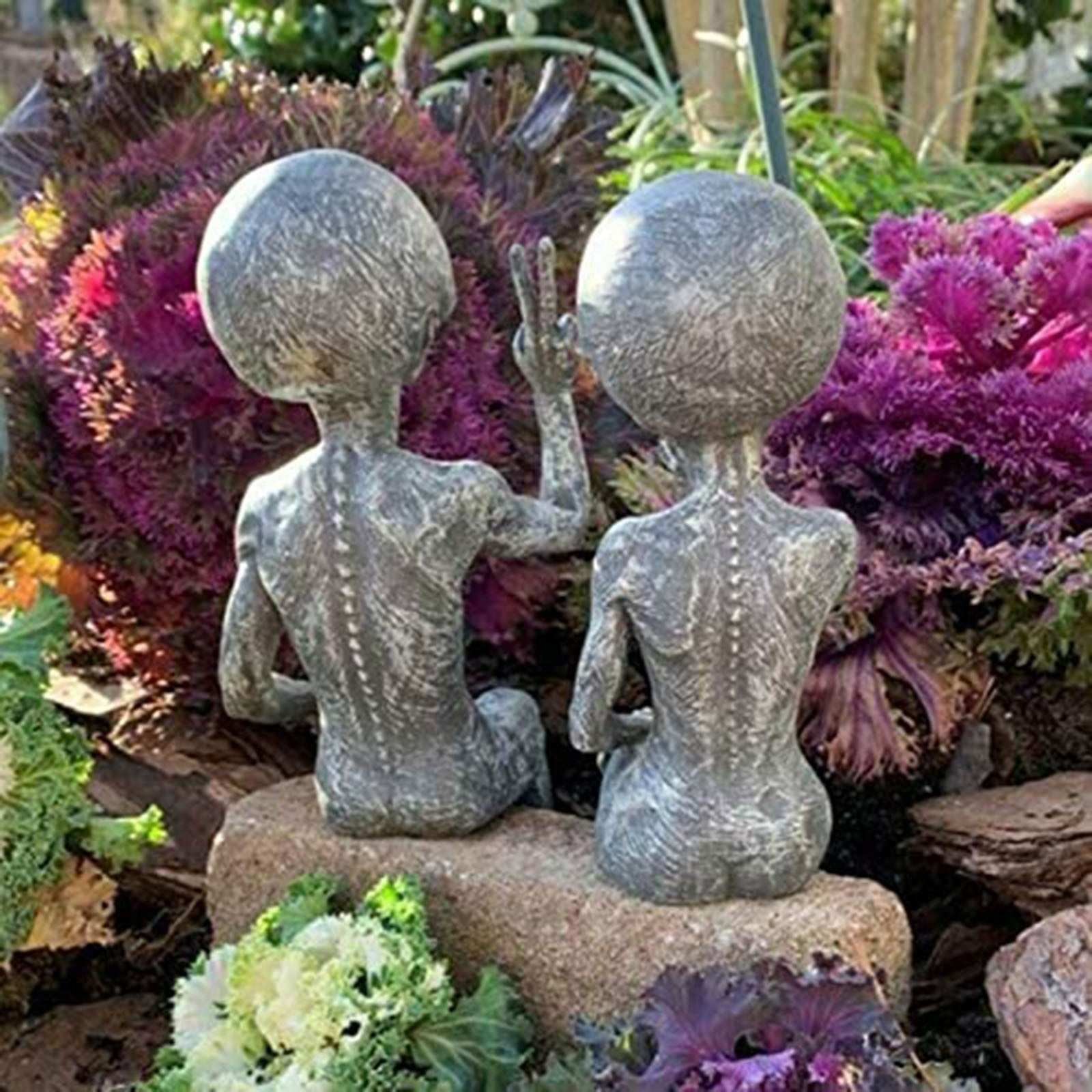 Alien Statue