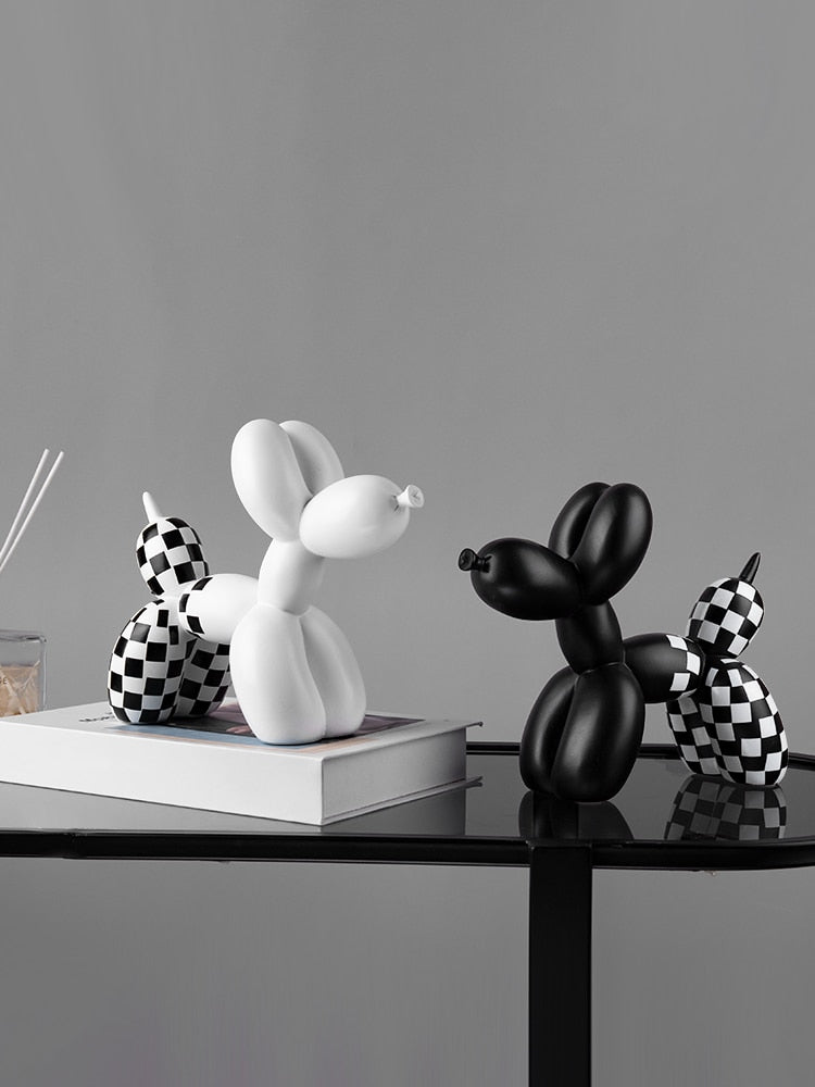 Plaid Pattern Balloon Dog