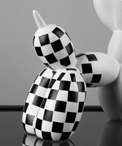 Plaid Pattern Balloon Dog