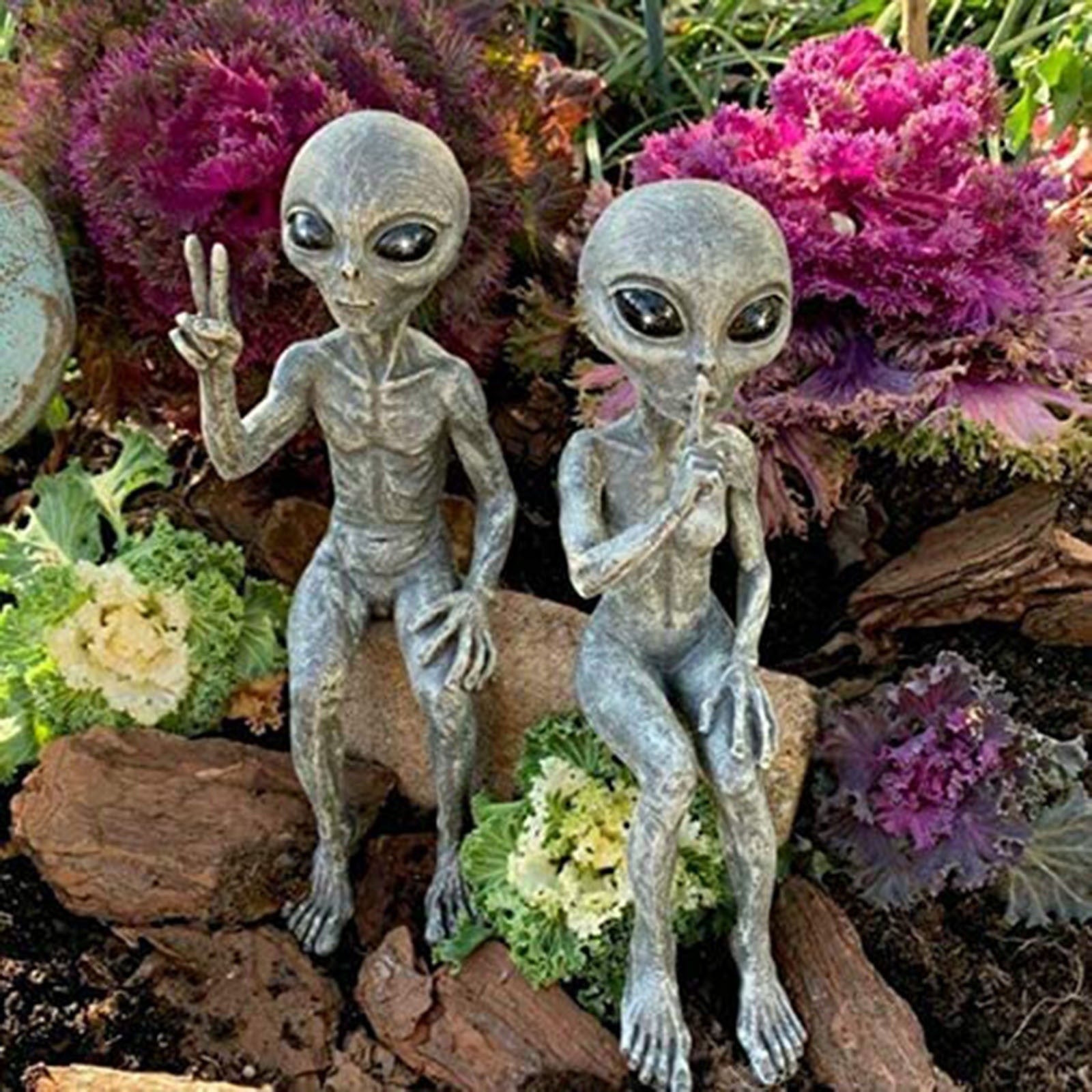 Alien Statue