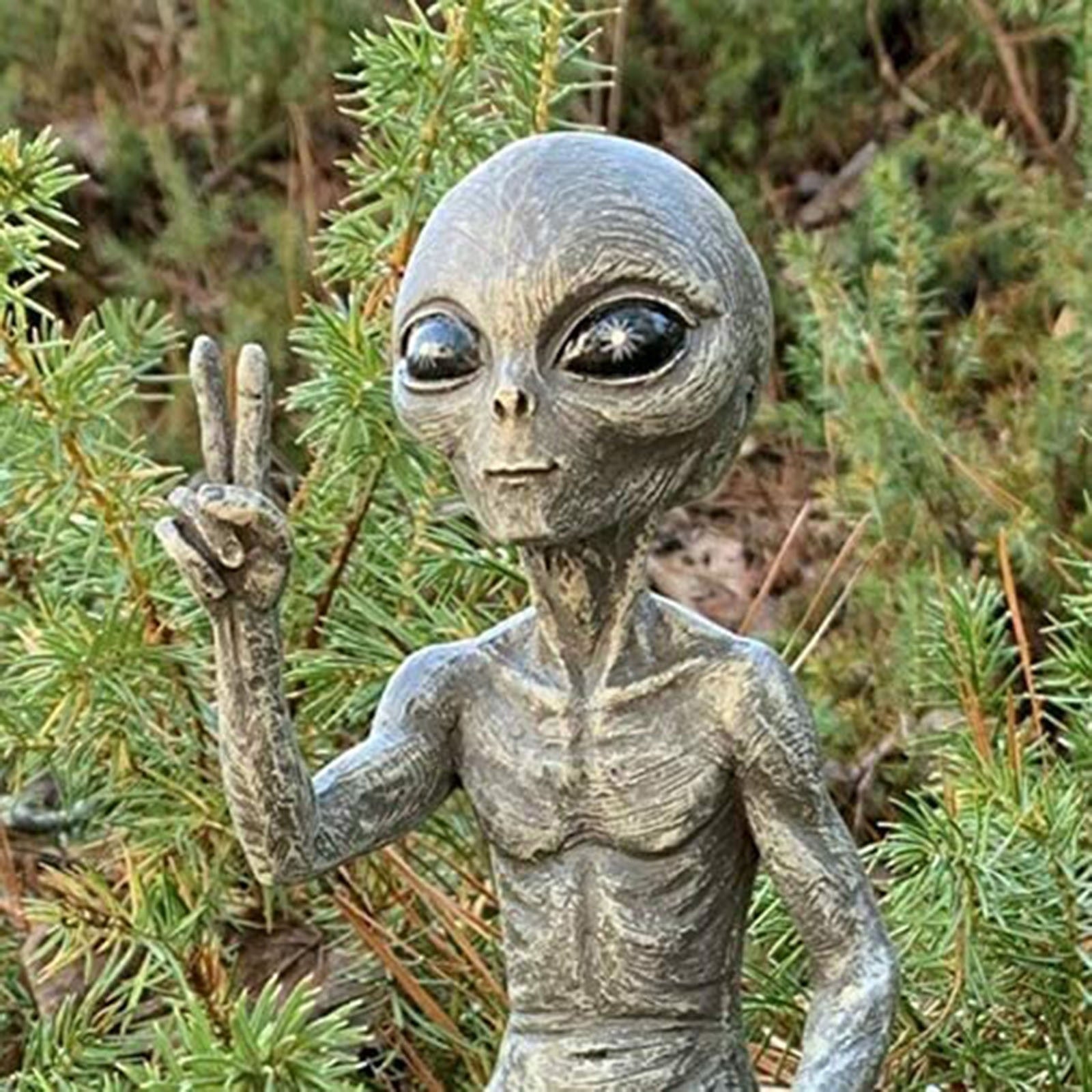 Alien Statue