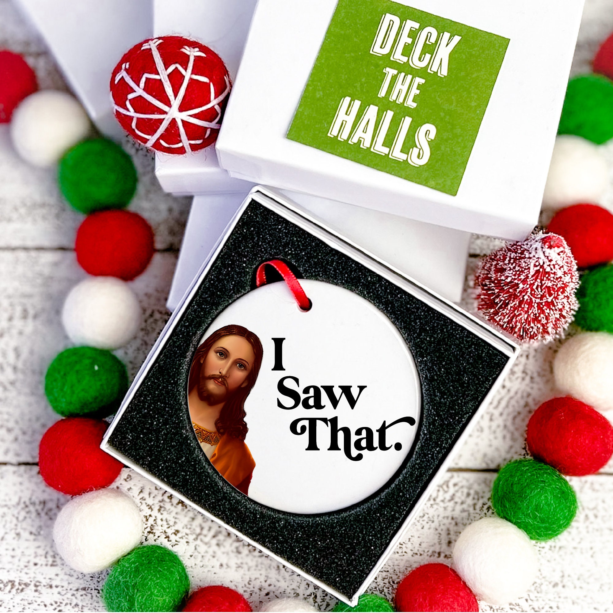 🎁 Hilarious Christmas Ornament - Perfect Holiday Gift for Special Occasions! 🎄