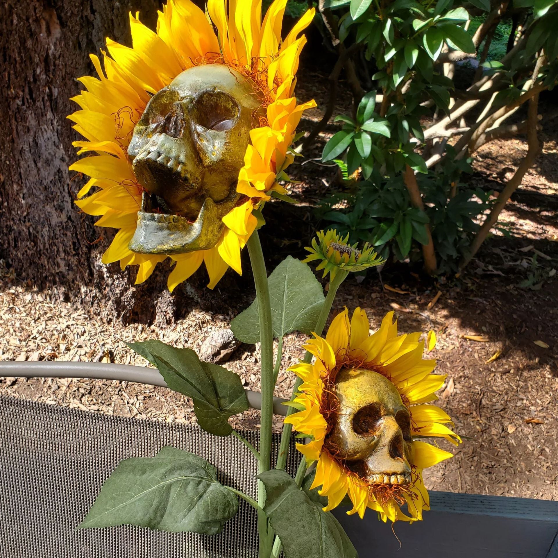 🎀 Spooky Sunflower Skull DIY Decor - Perfect Halloween Gift & Holiday Decoration! 💀