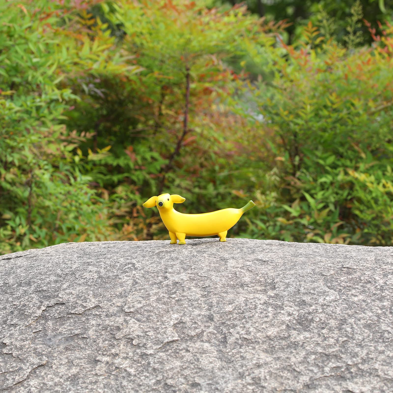 🎁✨ Perfect Gift! Cute Banana Dog Garden Statue – Great for Holidays & Special Occasions