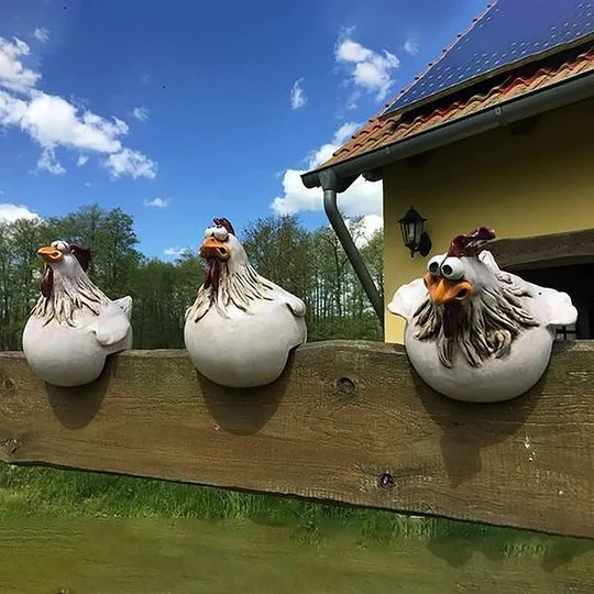🎁Funny Chicken Garden Fence Decoration - Perfect Gift for Holidays & Special Occasions! 🐔