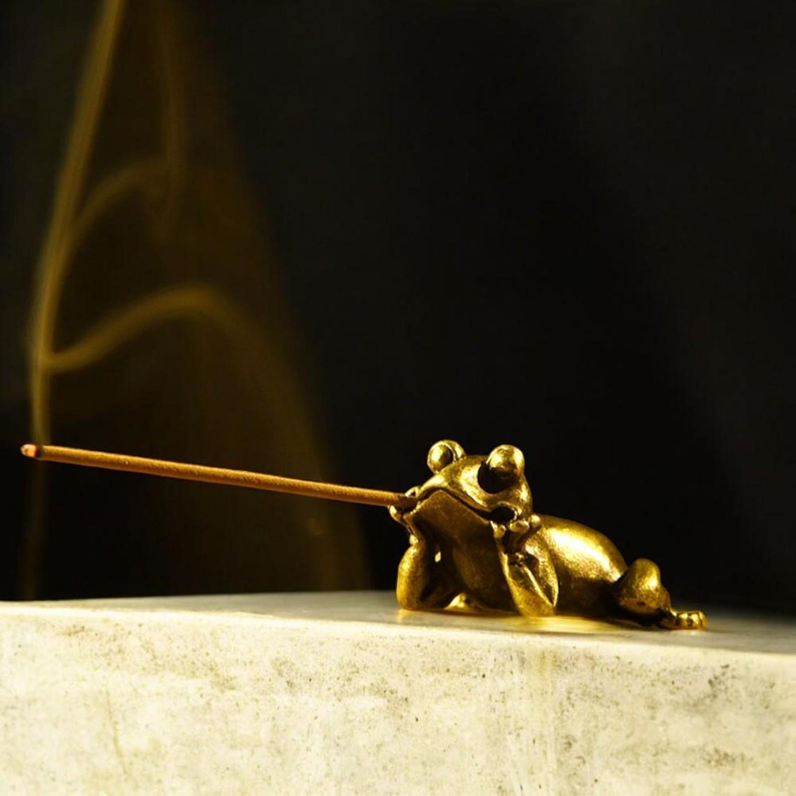 🐸✨ Frog Incense Stick Holder – Perfect Holiday & Special Occasion Gift!