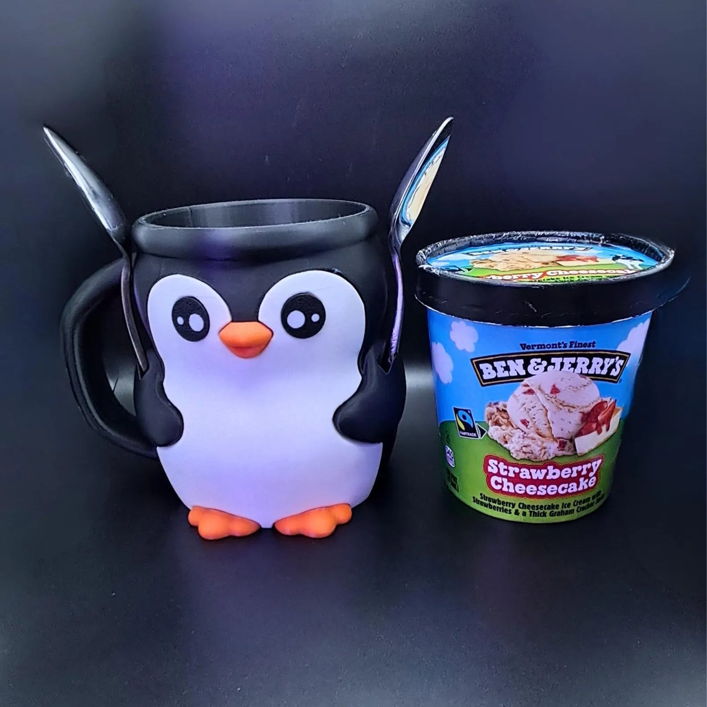 🎁🐮Ferdinand the Highland Cow Ice Cream Pint Holder – Perfect Holiday & Special Occasion Gift!🍦✨