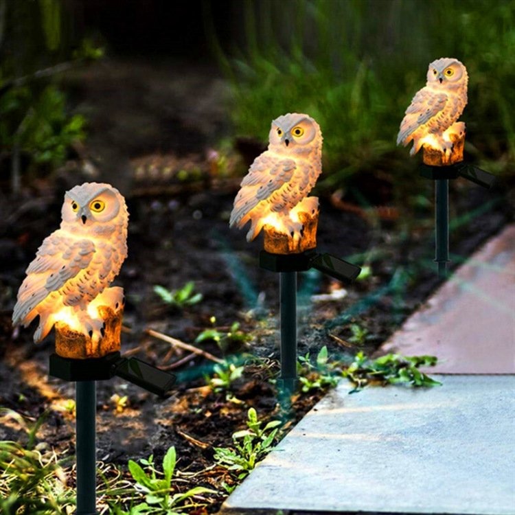 🌟 Eagle Figure Garden Solar Post - Perfect Holiday & Special Occasion Gift! 🎁