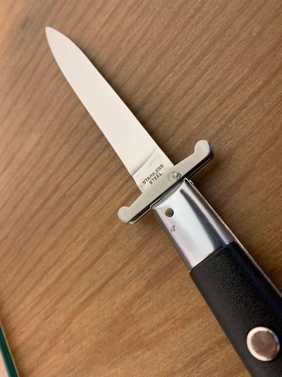 ✨Handcrafted Italian Stiletto Pocket Knife – Perfect Gift for Holidays & Special Occasions 🎁🔪