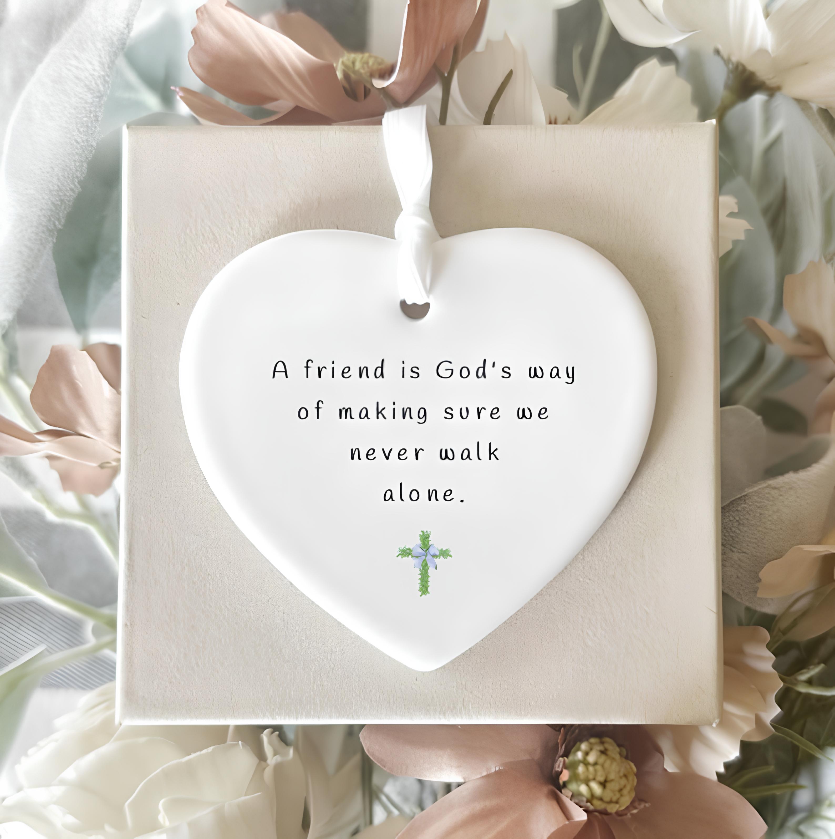 💝 Heart Friendship Ornaments - Perfect Gift for Holidays & Special Occasions 🎁