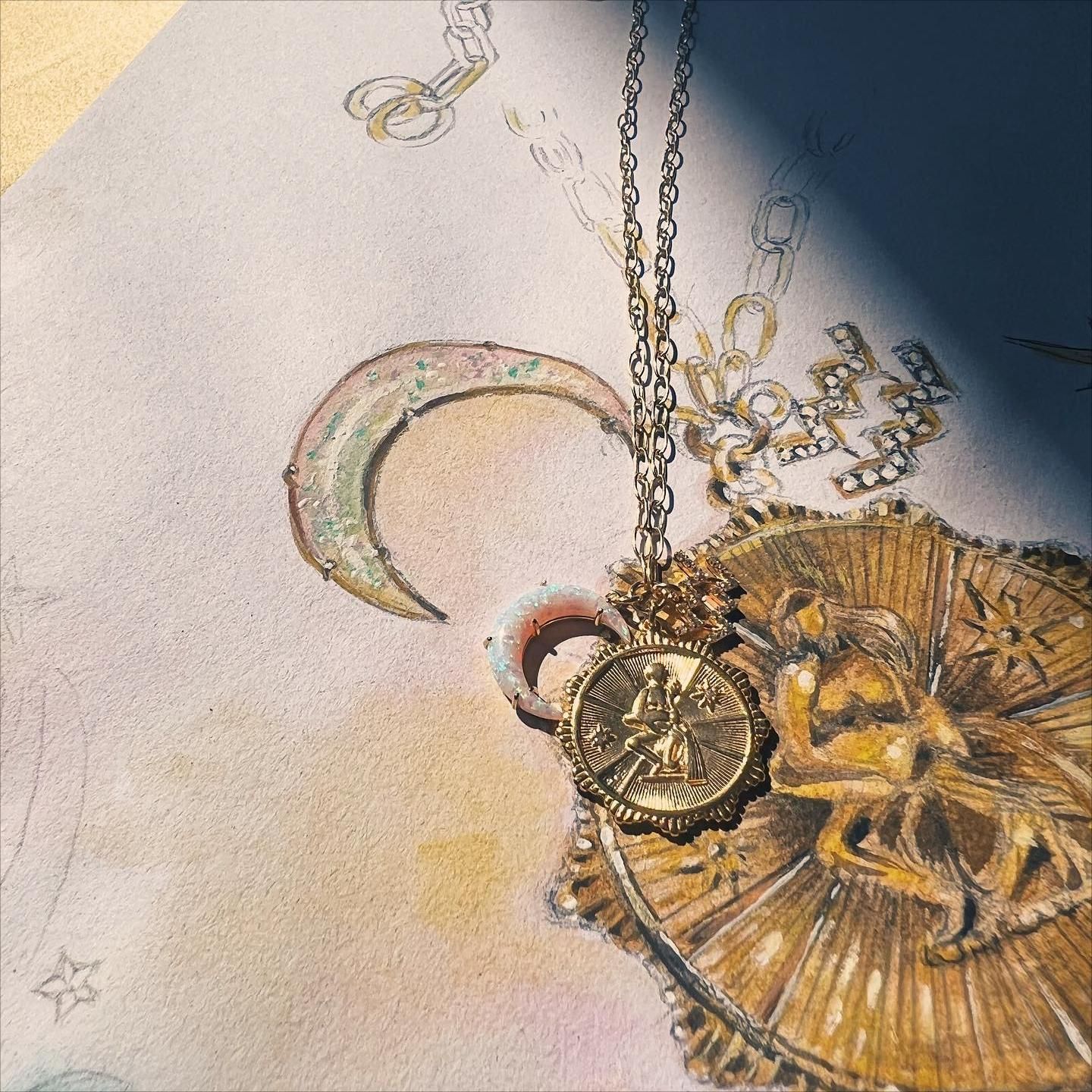 ✨ 12 Constellations Moon Opal Pendant Necklace – Perfect Gift for Holidays & Special Occasions 🌙
