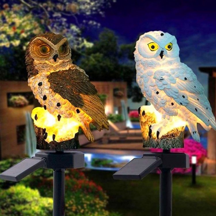 🌟 Eagle Figure Garden Solar Post - Perfect Holiday & Special Occasion Gift! 🎁