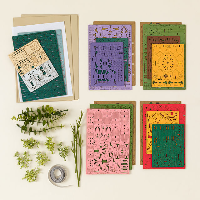 Wooden Flower Bouquet Building Kit