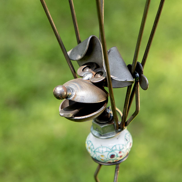 Parachuting Puppy Garden Springer