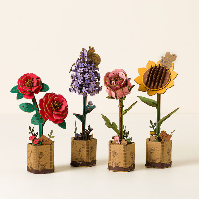 Wooden Flower Bouquet Building Kit