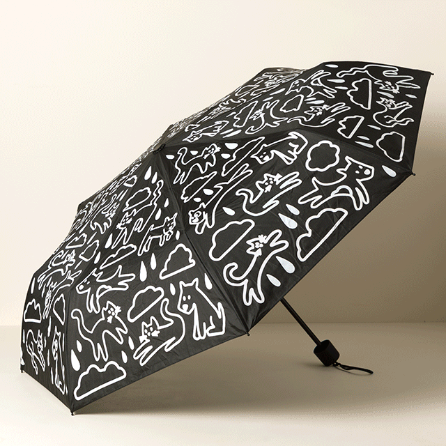 Raining Cats & Dogs Color-Changing Umbrella