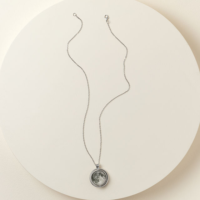 Full Moon Fidget Necklace