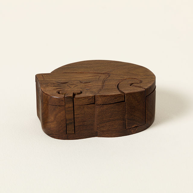 Sleeping Cat Secret Storage Box