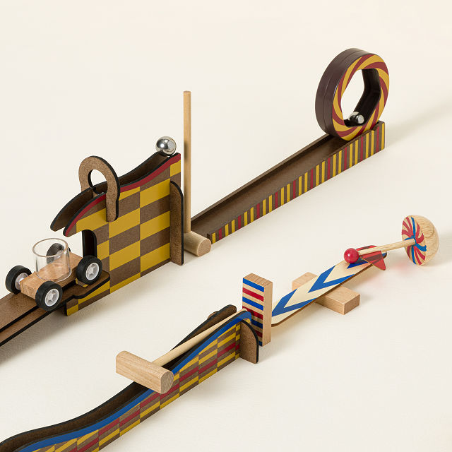 Race Car Chain Reaction Construction Set