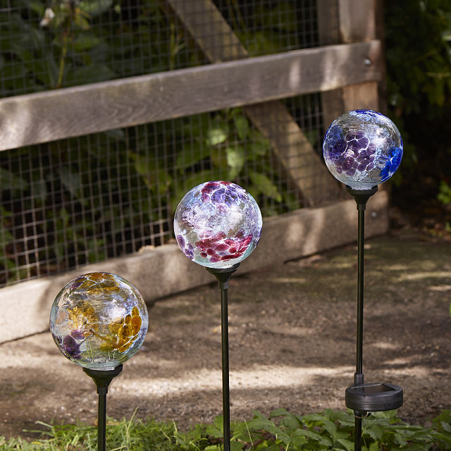 Solar Light Garden Stake - Flower Globes