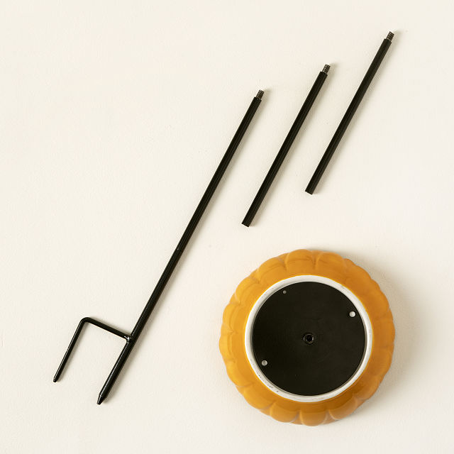 Bird & Bug Daisy Feeder